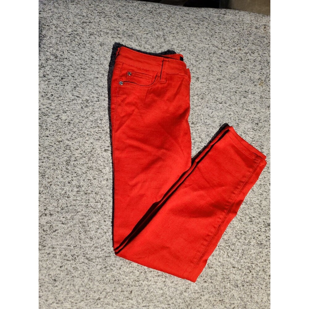 Celebrity pink red skinny pants